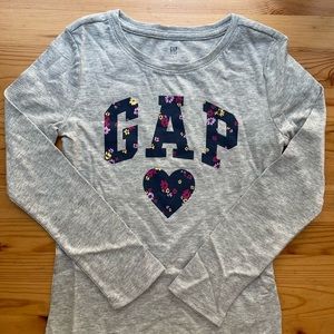 GAP Kids , Long Sleeve , Graphic T-Shirt , Size : S (6-7 years)